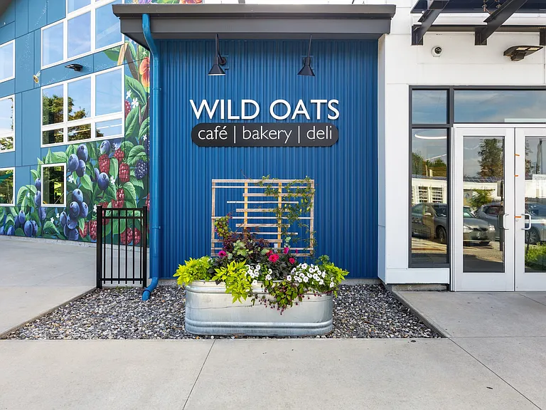 Wild Oats Cafe & Bakery