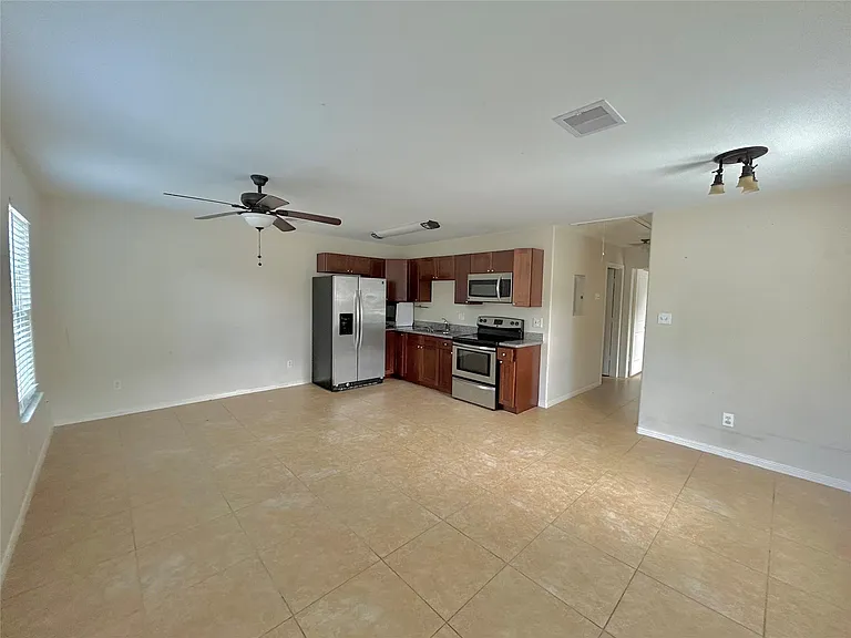 3807 Putnam Dr #A — Photo 10