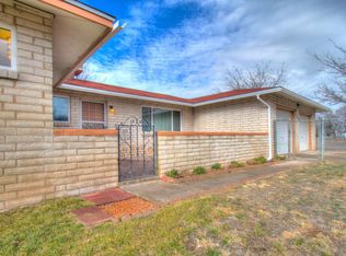 597 Rio Grande Dr, Bernalillo, NM 87004
