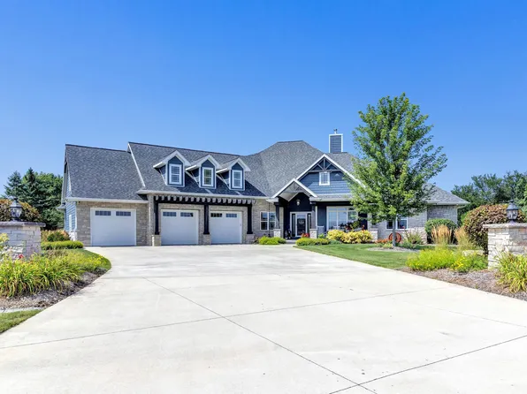 2836 Oak Stream Dr, De Pere, WI 54115