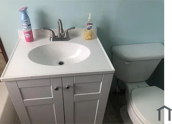 4 bed, $1,250 — Photo 2