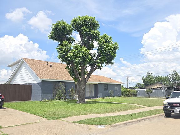 3rd image of 4001 Burning Tree Ln
