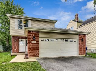9541 S Troy Ave, Evergreen Park, IL