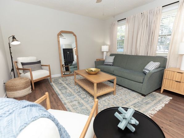 4950 Government Blvd APT 225