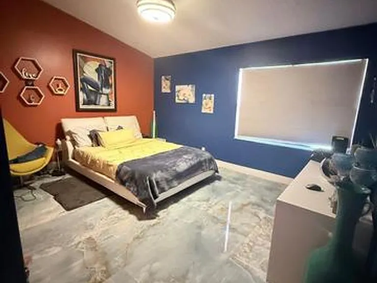 11 Capitol Ct — Photo 10