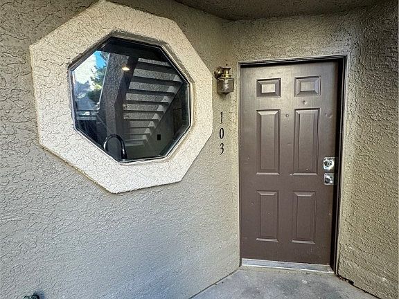 3rd image of 5064 S Rainbow Blvd Unit 103