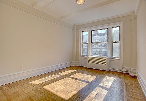 3rd image of 250 W 104th St APT 94