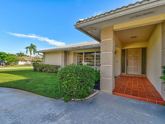 3rd image of 2072 Ardley Ct