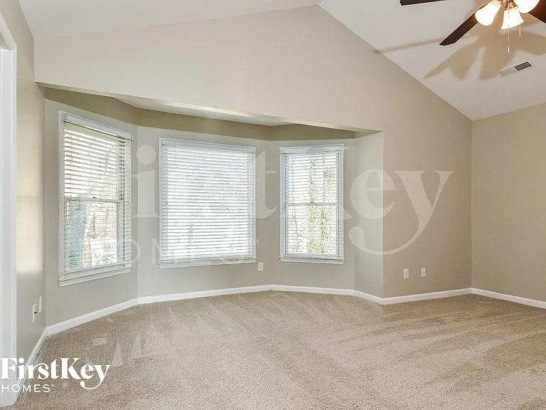 5102 Birnamwood Trl — Photo 8
