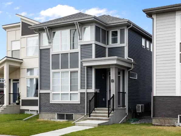 60 Belmont Vlg SW, Calgary, AB T2X 4W2