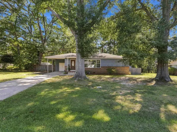 1547 Hall Ave, Gardendale, AL 35071