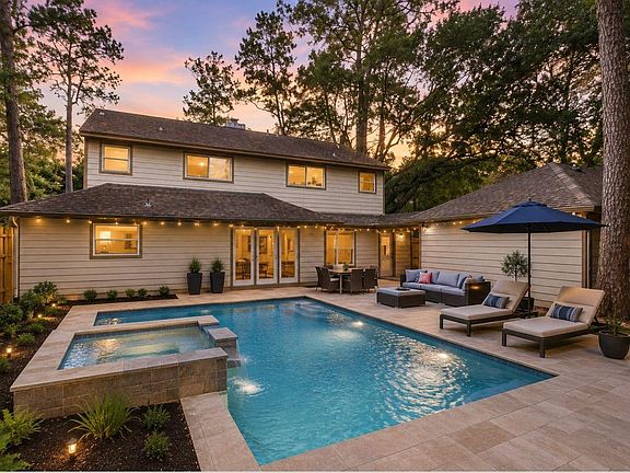 2nd image of 5210 Three Oaks Cir