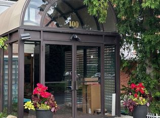 100 Parks St APT 31, Duxbury, MA 02332