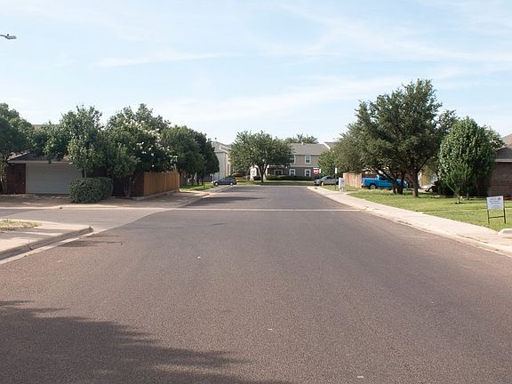 5th image of 4709 Melville Dr