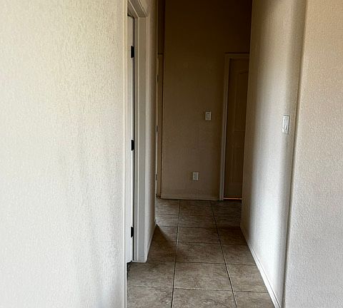 3rd image of 10142 E 33rd St