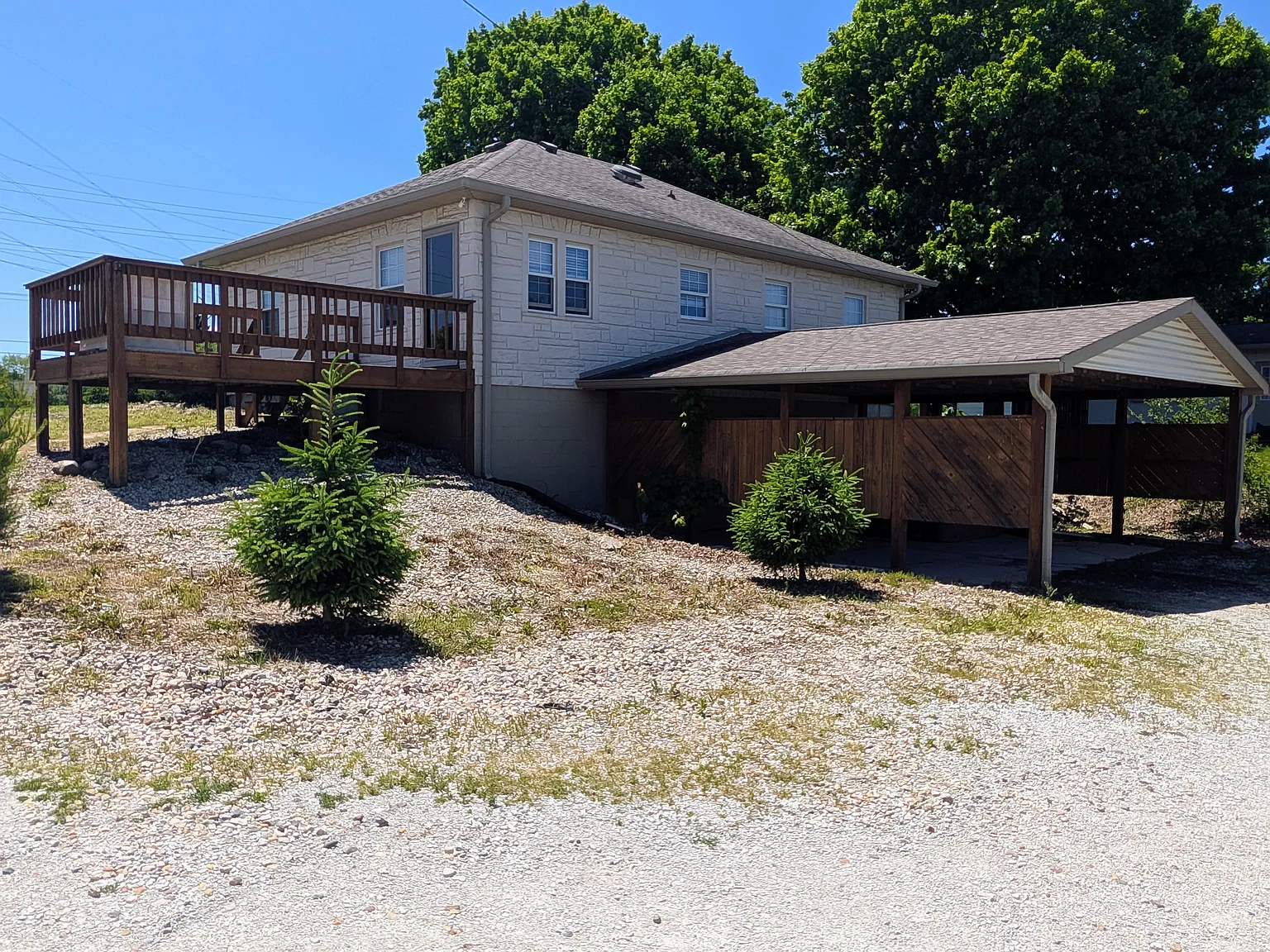 2 bed, 2200 sqft, $2,200 — Photo 4
