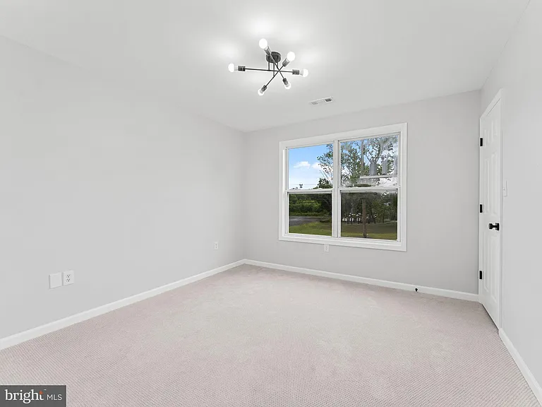 308 Delsea Dr — Photo 17