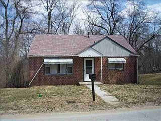 1st image of 807 S 9th St