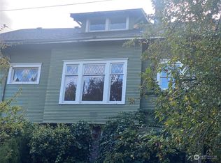 2727 Warren Ave N, Seattle, WA