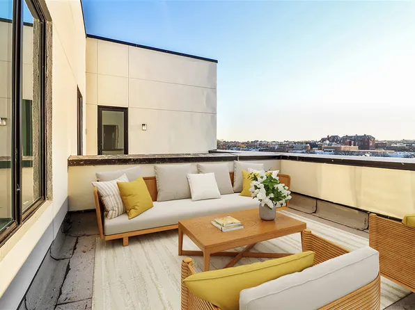 175 Palmetto Street image 1 of 10