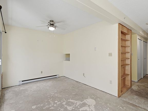 4th image of 2844 273rd St #122