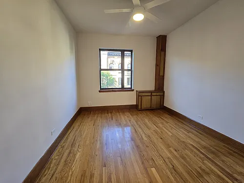 302 W 76th St #4B Photo 1