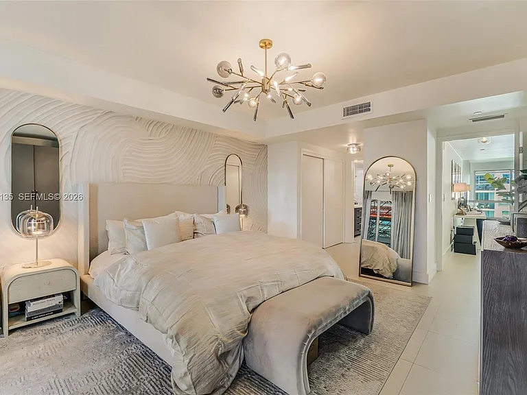 6000 Collins Ave #523 — Photo 36