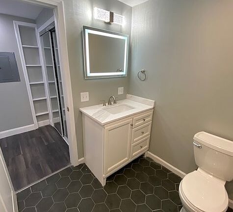 5th image of 102 Ashworth Pl APT 2