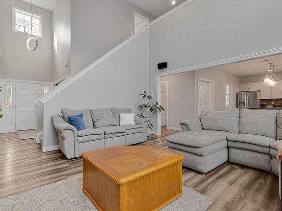 2nd image of 55400 Cedar Trl