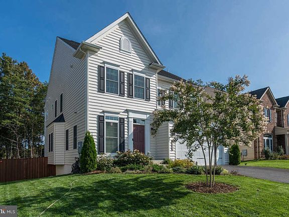 2nd image of 13808 Cornwall Station Ct