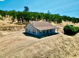660 Hodson Rd, Copperopolis, CA 95228