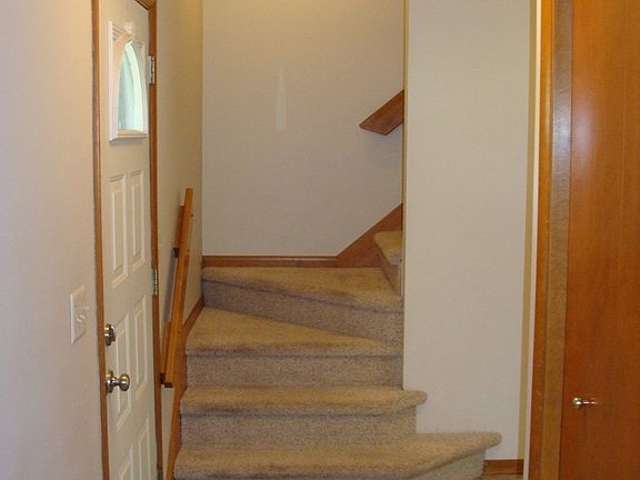 3rd image of 2138 Trailridge Ct SE