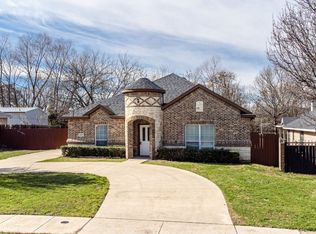1409 Dacki Ave, Dallas, TX 75211