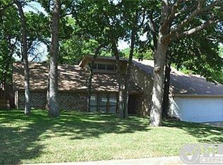 4601 Lone Oak Dr, Arlington, TX 76017