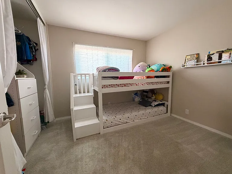 1436 Pearl Pl — Photo 12