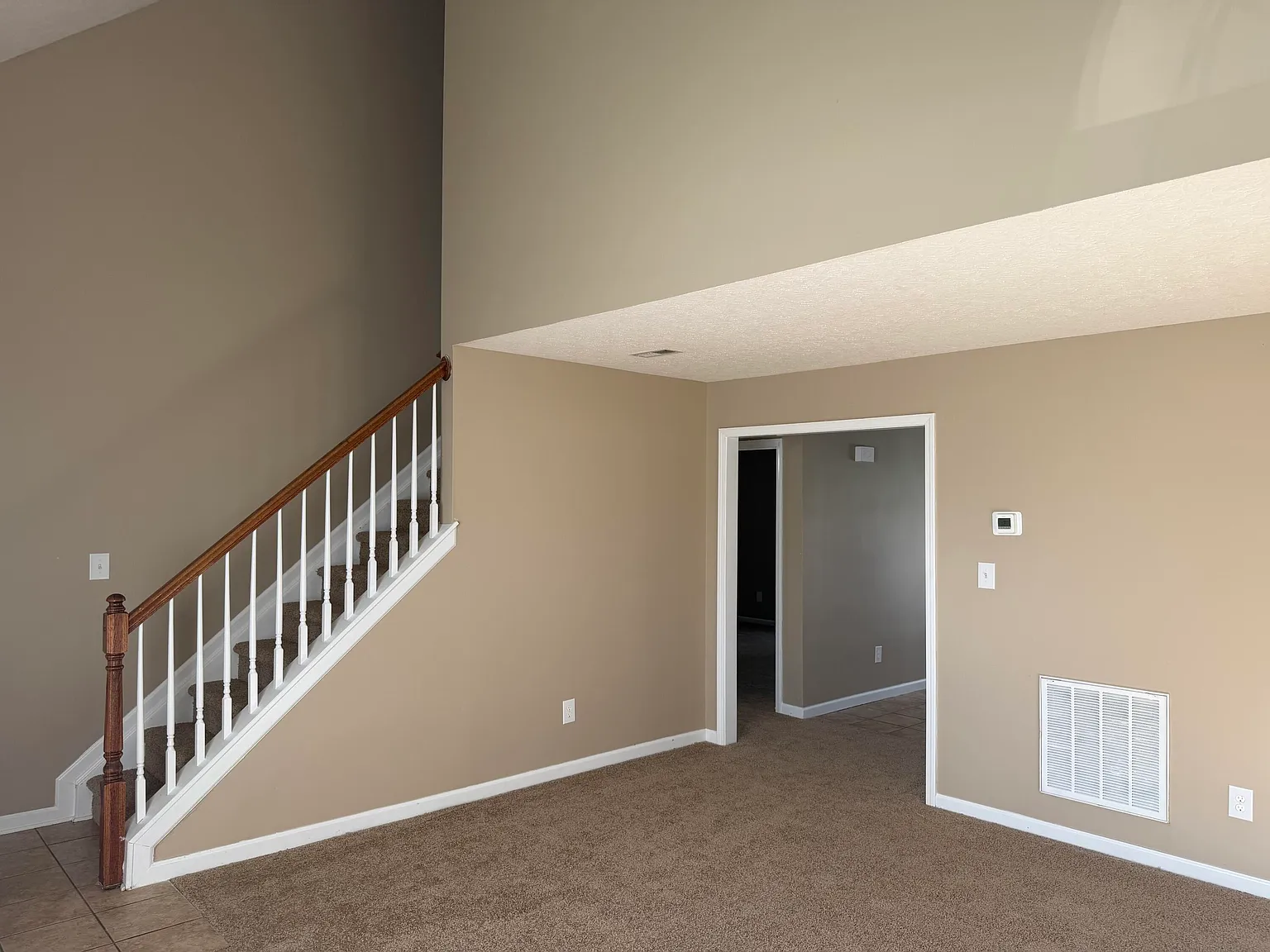 3 bed, 2.0 bath, 1310 sqft, $1,795 — Photo 4