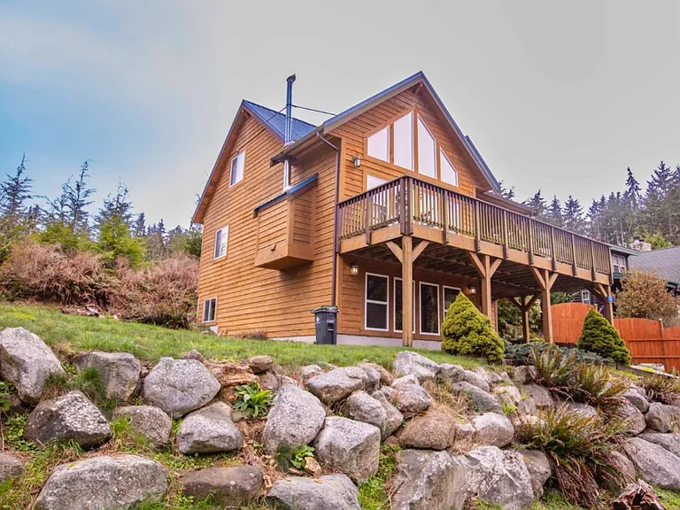 1130 Honeymoon Lake Dr — Photo 2