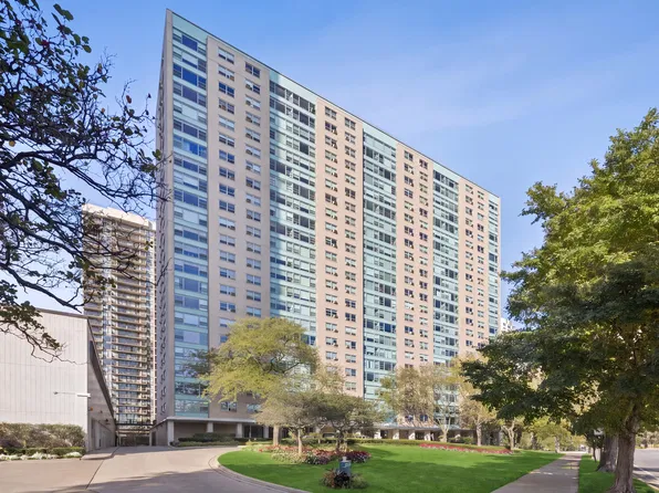 3180 N Lake Shore Dr APT 6E, Chicago, IL 60657