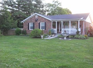 329 Copperhead Rd, Paint Lick, KY 40461