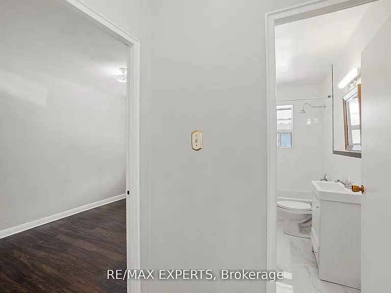 3261A Lakeshore Rd W #101 — Photo 12