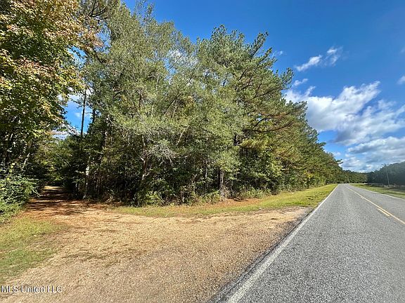 3rd image of 0 County Road 472
