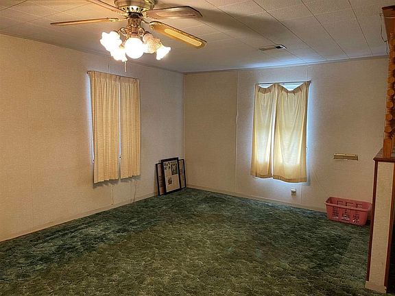 4th image of 3993 Brinkman Dr