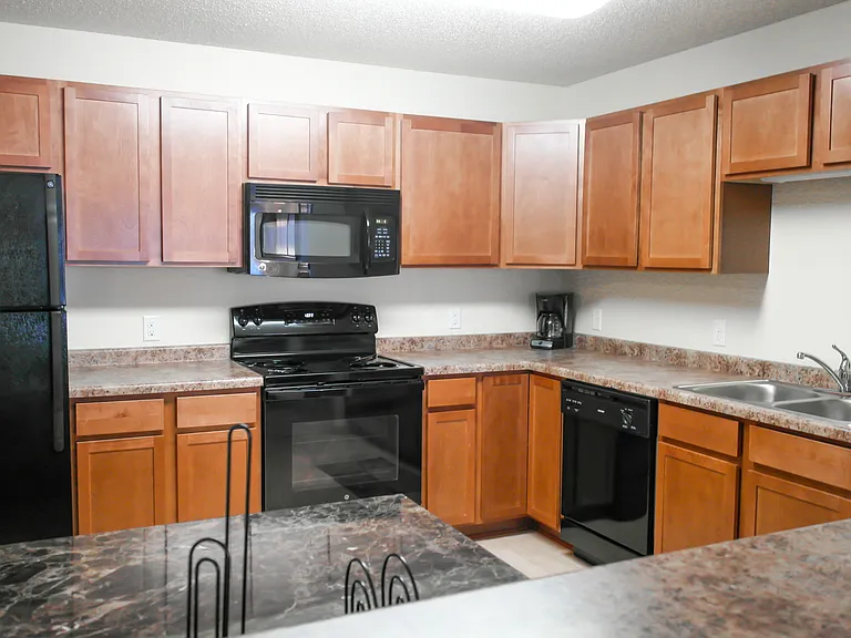 Amber Ridge Apartments — Photo 7