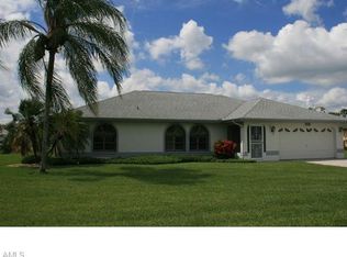 109 Sebring Cir, Lehigh Acres, FL 33936