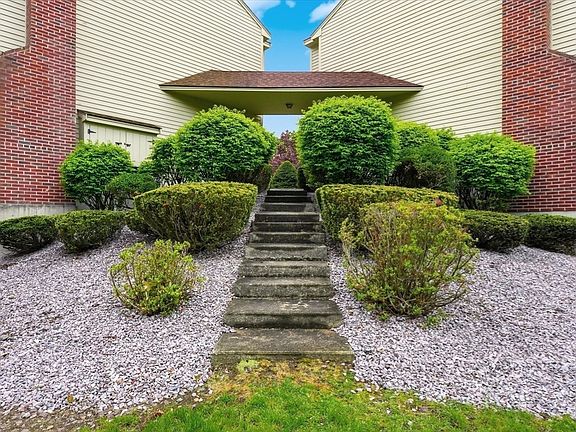 5th image of 52 Apache Way Unit 52