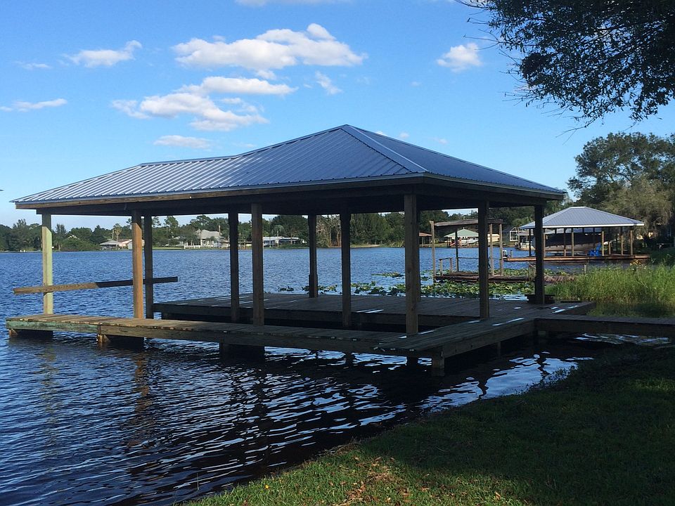 2nd image of 1070 Lake Carrie Dr