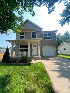 607 1st Ave SW, Pine Island, MN, 55963