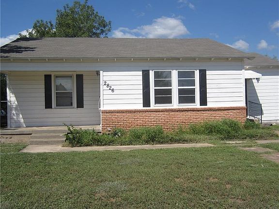 2nd image of 2826 Hickory St