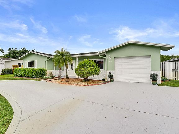 4th image of 1710 NW 111th Terrace