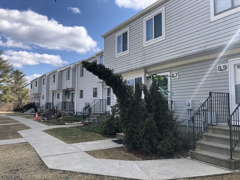 1st image of 89 Shady Ln
